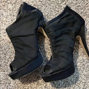 Chinese Laundry Black Platform Heels